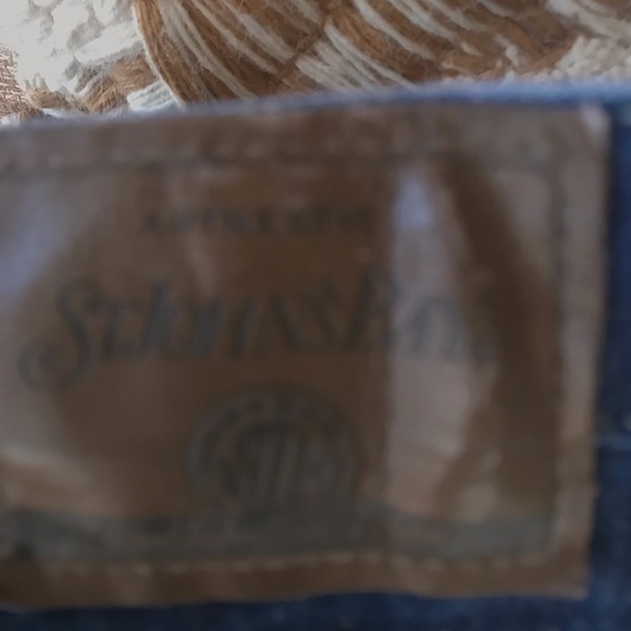 Jeans - Picture 3 of 5